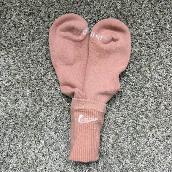 Nike Men's Dark Pink Crew Socks - Picture 2 of 2